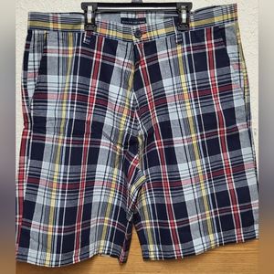 Siegfried & Company Plaid Shorts Men Size 38
